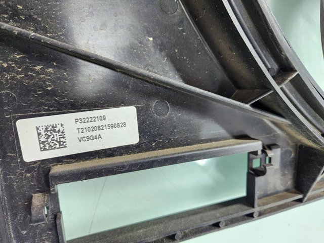 VOLVO 32222109 Диффузор радиатора охлаждения, в сборе с мотором и крыльчаткой в наличии Ужгород