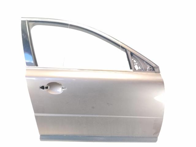 VOLVO 32228891 Дверь передняя правая в наличии Павлоград