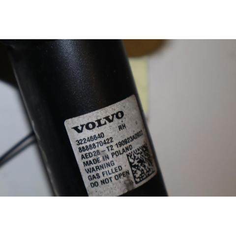 VOLVO 32246640 Амортизатор передний правый в наличии Ужгород