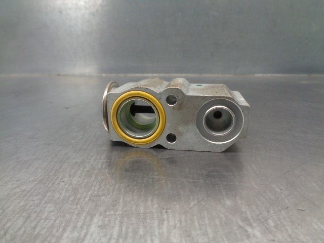 32260834 VOLVO купить в Украина