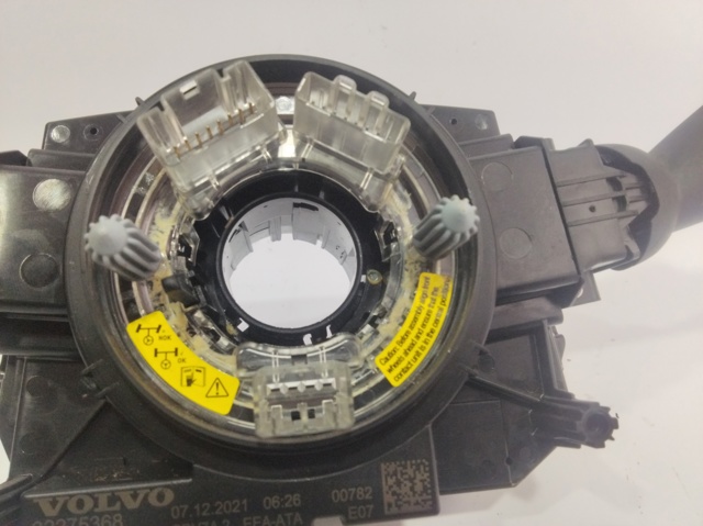 VOLVO 32275368 Подрулевой переключатель в наличии Днепр