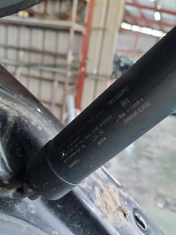VOLVO 32296297 Амортизатор багажника в наличии Запорожье