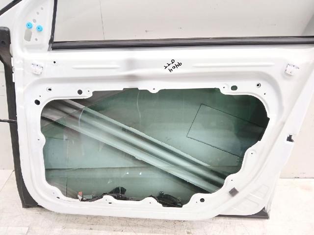 VOLVO 32321019 Дверь передняя правая в наличии Кривой Рог