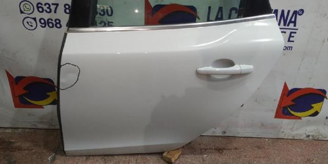 32321999 VOLVO Дверь задняя левая купить в Киев