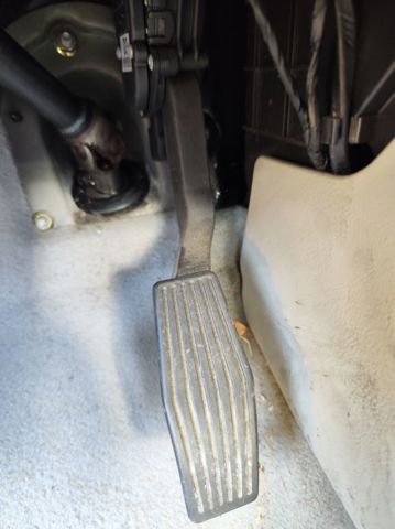 327002F200 HYUNDAI Педаль газа (акселератора) купить в Ровно