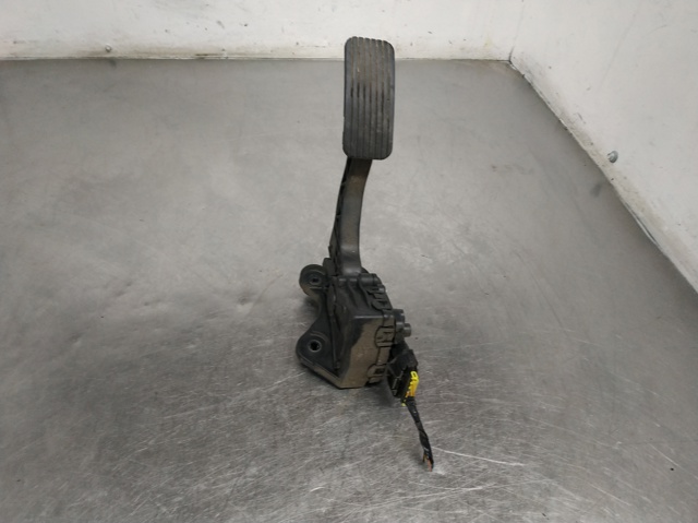 327002R300 HYUNDAI Педаль газа купить в Сумы