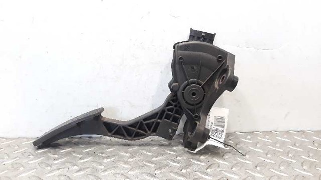 HYUNDAI 327002R300 Педаль газа в наличии Хмельницкий