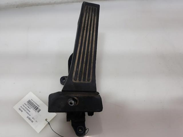 327002S100 HYUNDAI Педаль газа купить в Черновцы