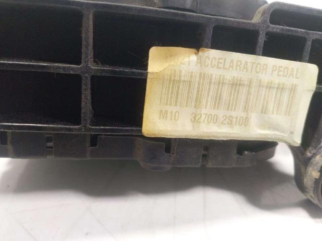 327002S100 HYUNDAI Педаль газа купить в Павлоград