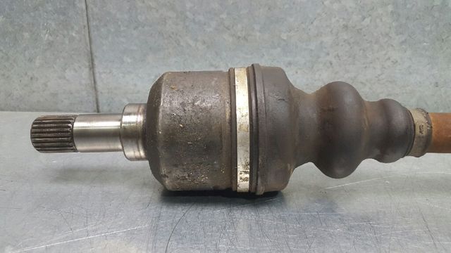 PEUGEOT 32724L Полуось (привод) передняя левая в наличии Николаев