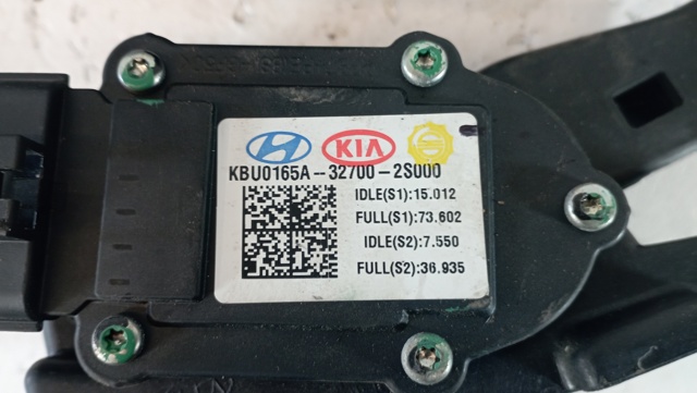 327262S000 HYUNDAI купить в Тернополь