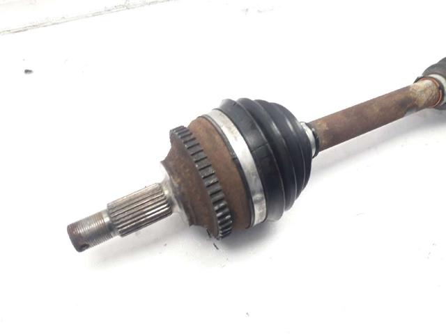 Semieixo (acionador) dianteiro esquerdo 3272L1 PEUGEOT