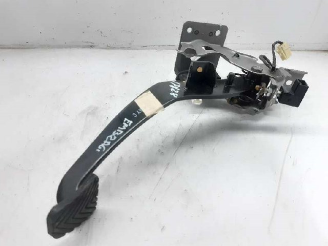 Pedal de embraiagem 328022S050 Hyundai/Kia