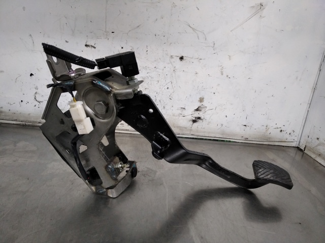 Pedal de embraiagem 32802A5300 Hyundai/Kia