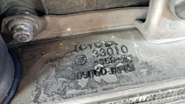 TOYOTA 33010359 Радиатор интеркуллера в наличии Тернополь