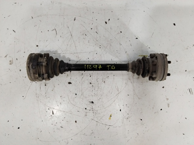 33211226720 BMW Полуось задняя купить в Тернополь