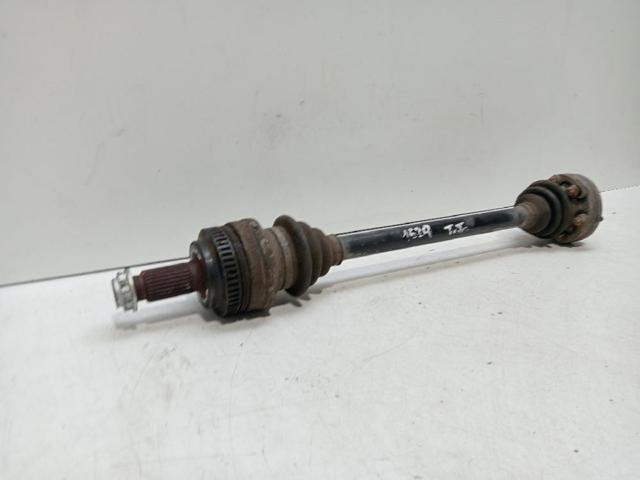 33211227606 BMW Задняя полуось купить в Киев