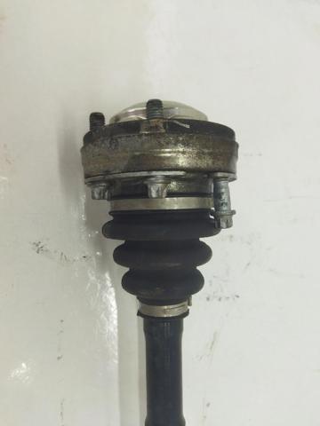 BMW 33217533446 Полуось задняя правая в наличии Чернигов