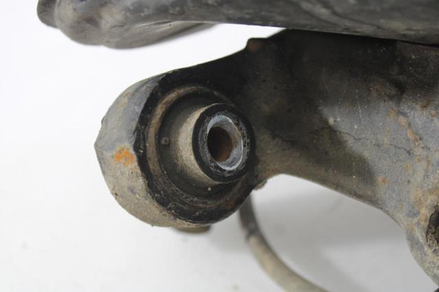 BMW 33303411877 Кронштейн сайлентблока продольного рычага в наличии Ужгород