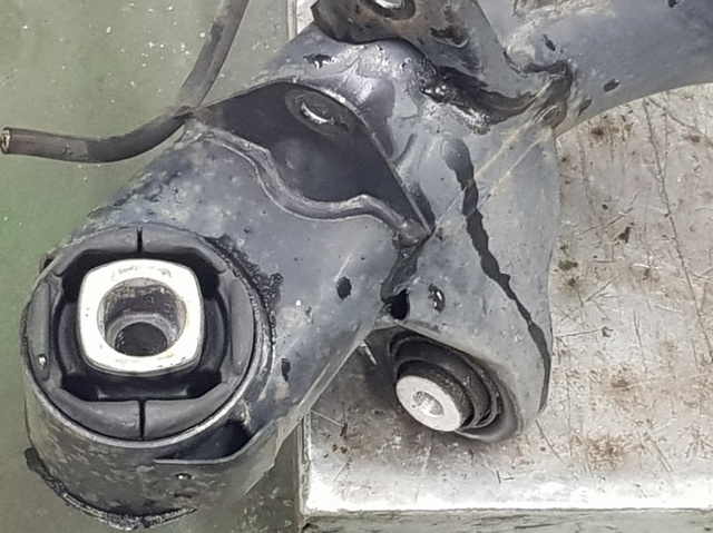 Viga de suspensão traseira (plataforma veicular) BMW 3 E90