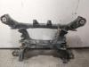 Viga de suspensão traseira (plataforma veicular) 33316863815 BMW