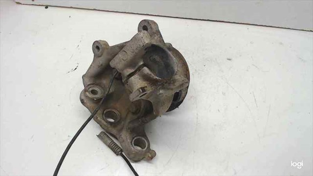33321091336 BMW Цапфа задняя правая купить в Одесса