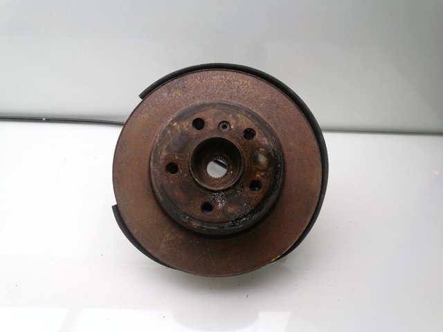 33321095240 BMW Цапфа (поворотный кулак) задний правый купить в Ровно