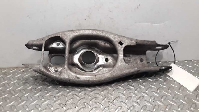 BMW 33322406292 Рычаг задней подвески верхний в наличии Черновцы