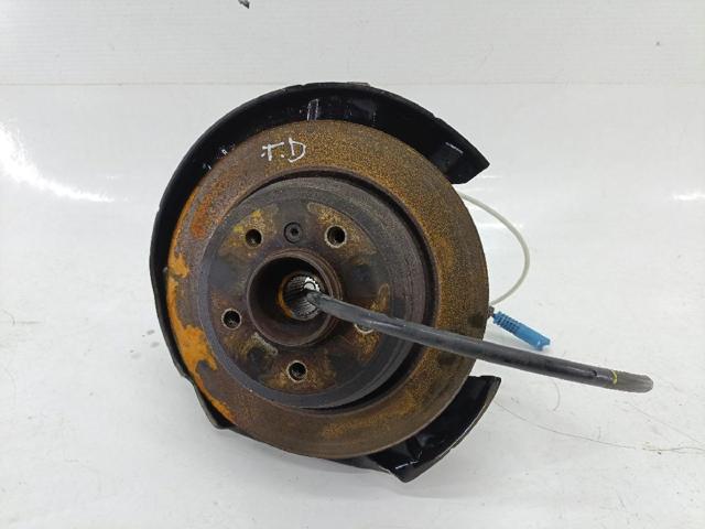 BMW 33326788054 Цапфа задняя правая в наличии Полтава