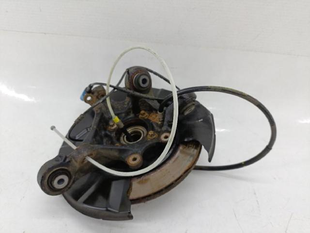 33326788054 BMW Цапфа (поворотный кулак) задний правый купить в Киев