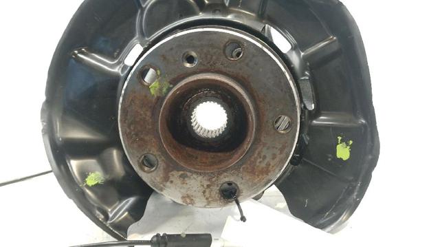 BMW 33326792521 Цапфа задняя левая в наличии Харьков