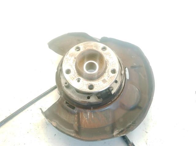 33326792524 BMW Цапфа (поворотный кулак) задний правый купить в Запорожье