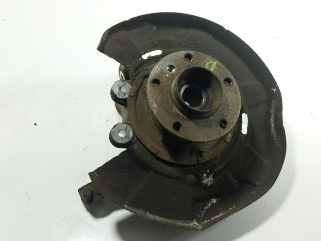 BMW 33326796498 Цапфа (поворотный кулак) задний правый в наличии Киев