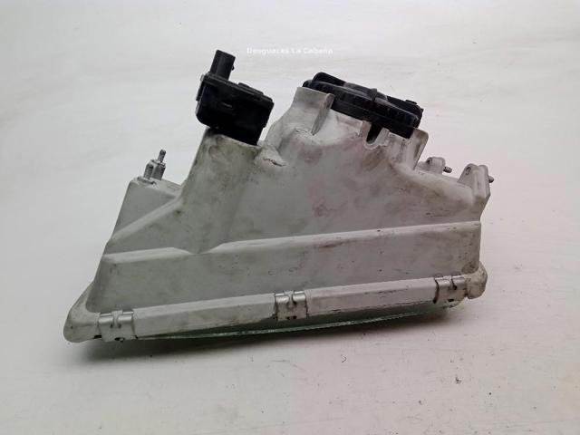 3345703 VOLVO Фара правая купить в Черновцы