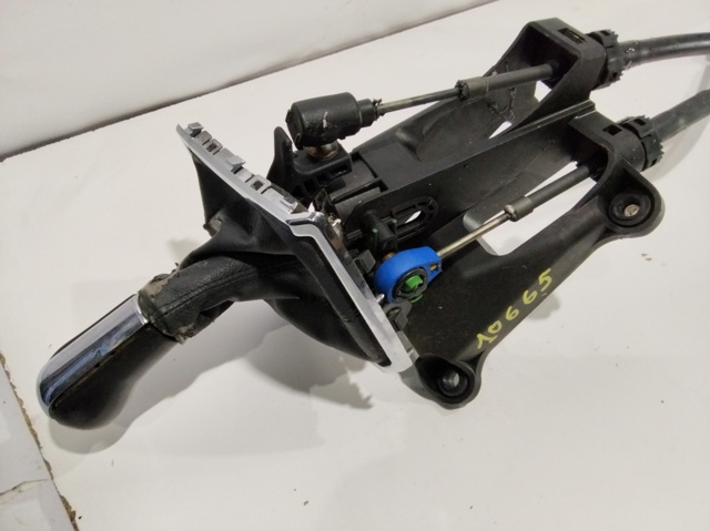 335300F010 TOYOTA Кулиса переключения передач купить в Ужгород