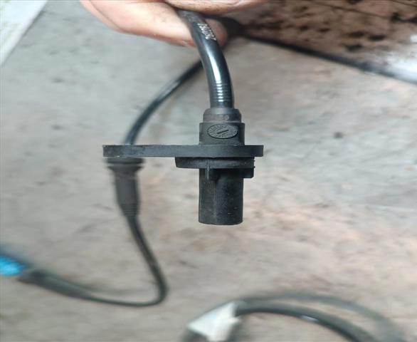 Sensor dianteiro de ABS 34526771702 BMW