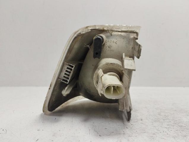 VOLVO 3464060 Поворотник левый в наличии Ирпень