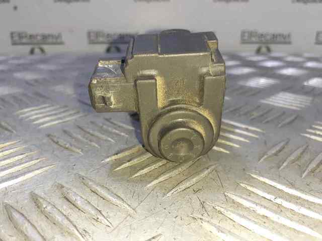 Válvula (regulador) de marcha a vácuo 3515033010 HYUNDAI