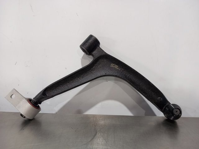 Braço de suspensão dianteiro direito inferior para Peugeot Partner Combispace (5F) 2.0 HDI RHY (DW10TD) 3521 F3