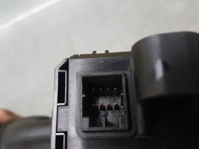 35256SWAH21 HONDA Правый подрулевой переключатель купить в Чернигов