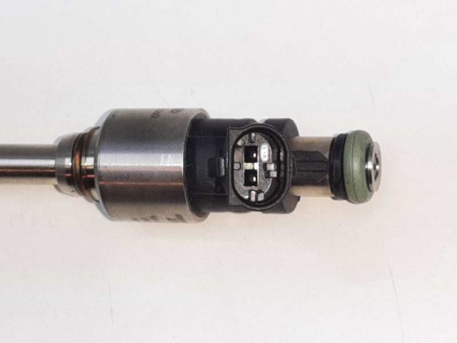 HYUNDAI 353102B360 Топливные форсунки в наличии Николаев
