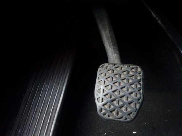 Pedal de embraiagem BMW 3 E90