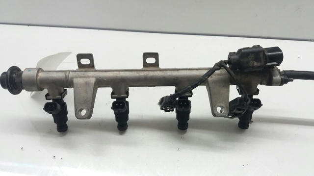 HYUNDAI 3534026660 Распределитель топлива (рампа) в наличии Черкассы