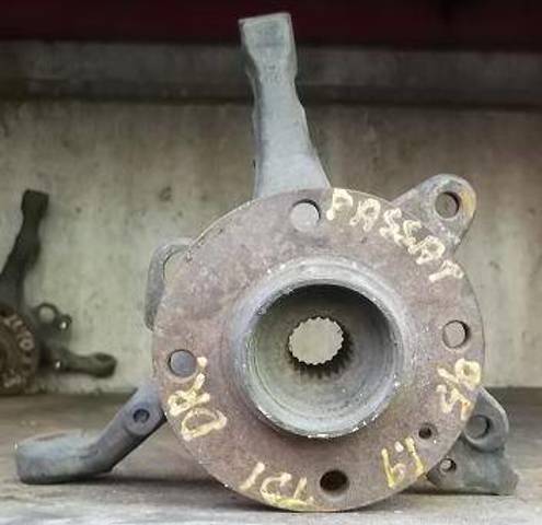357407256C Цапфа передняя правая купить Ровно