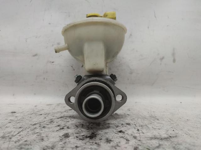 Cilindro mestre do freio 357611019B VAG