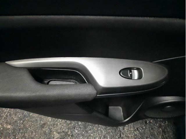 Controle do vidro traseiro esquerdo para Honda Civic ix 1.8 i-VTEC (FK2) R18A1 35770SMGE02