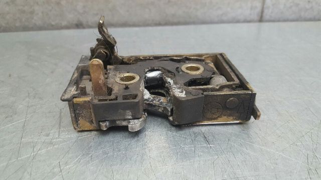 VAG 357839015 Замок двери задней левой в наличии Ровно