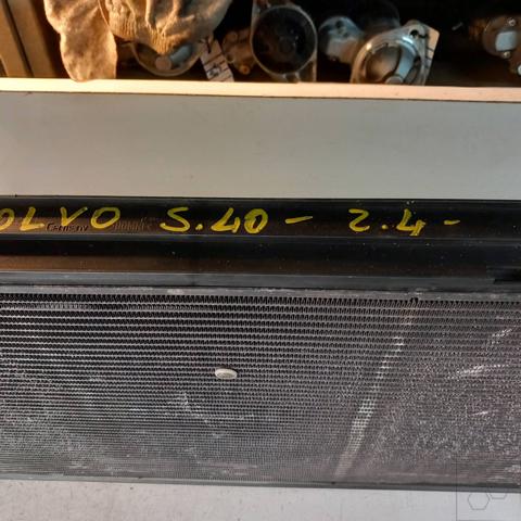 VOLVO 36000211 Радиатор в наличии Ровно