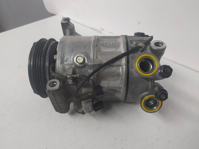 VOLVO 36011428 Компрессор кондиционера в наличии Чернигов