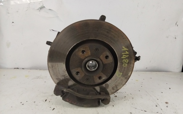 364764 PEUGEOT Цапфа передняя правая купить в Черкассы